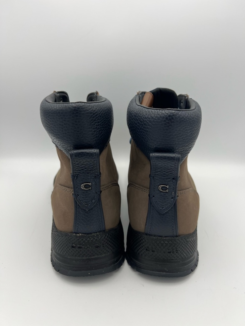 Coach Men's Brown Leather Hiking Boots with Light Blue Laces - Picture 4 of 7